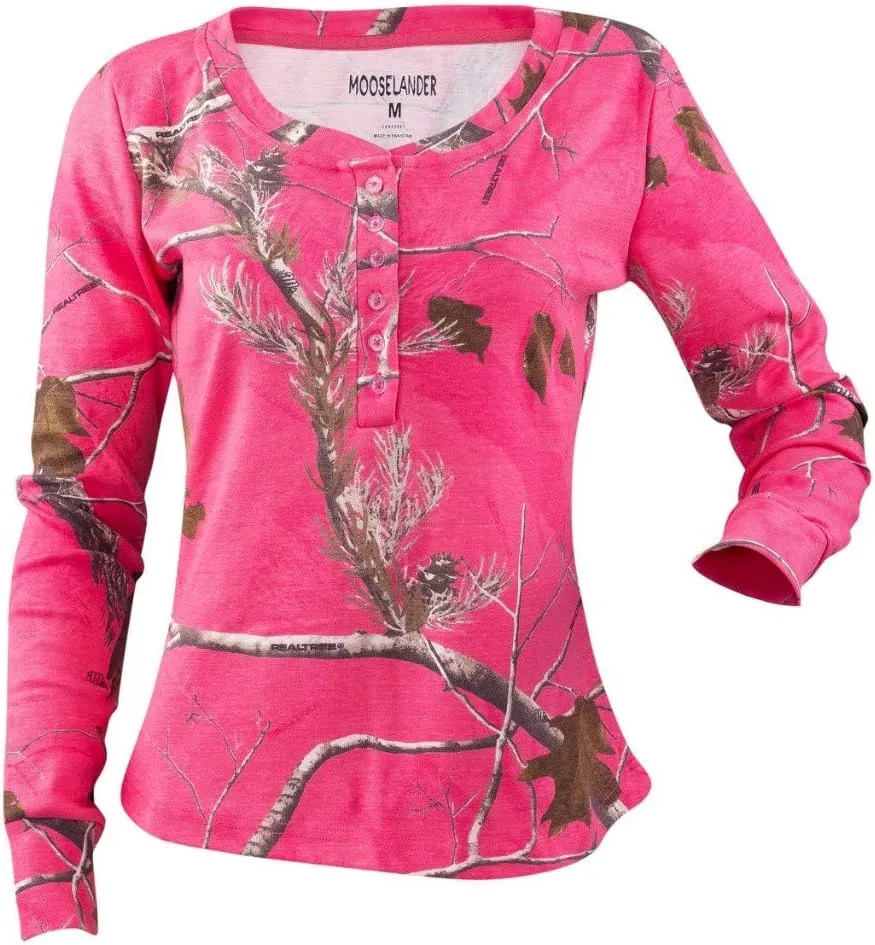 – Ladies Long Sleeve Henley Shirt in Realtree Camo Print