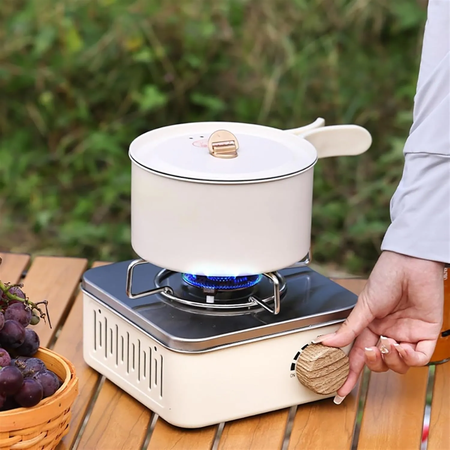 2800W Camping Gas Stove Outdoor Camping Cooking Set Portable Cassette Stove Picnic Gas Burner Camp Stove Cooking Utensils (Color : White)