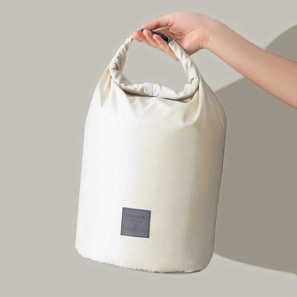 3 Pieces Portable Stuff Sacks for Efficient Packing and Space Saving Designs
