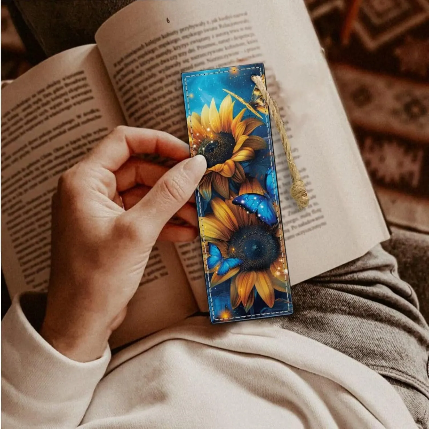 Butterfly Sunflower Pattern 3PCS Bible Covers Bible Case Bible Cover Case Leather bookmark Bible Holder Strap Bible Cover Gifts