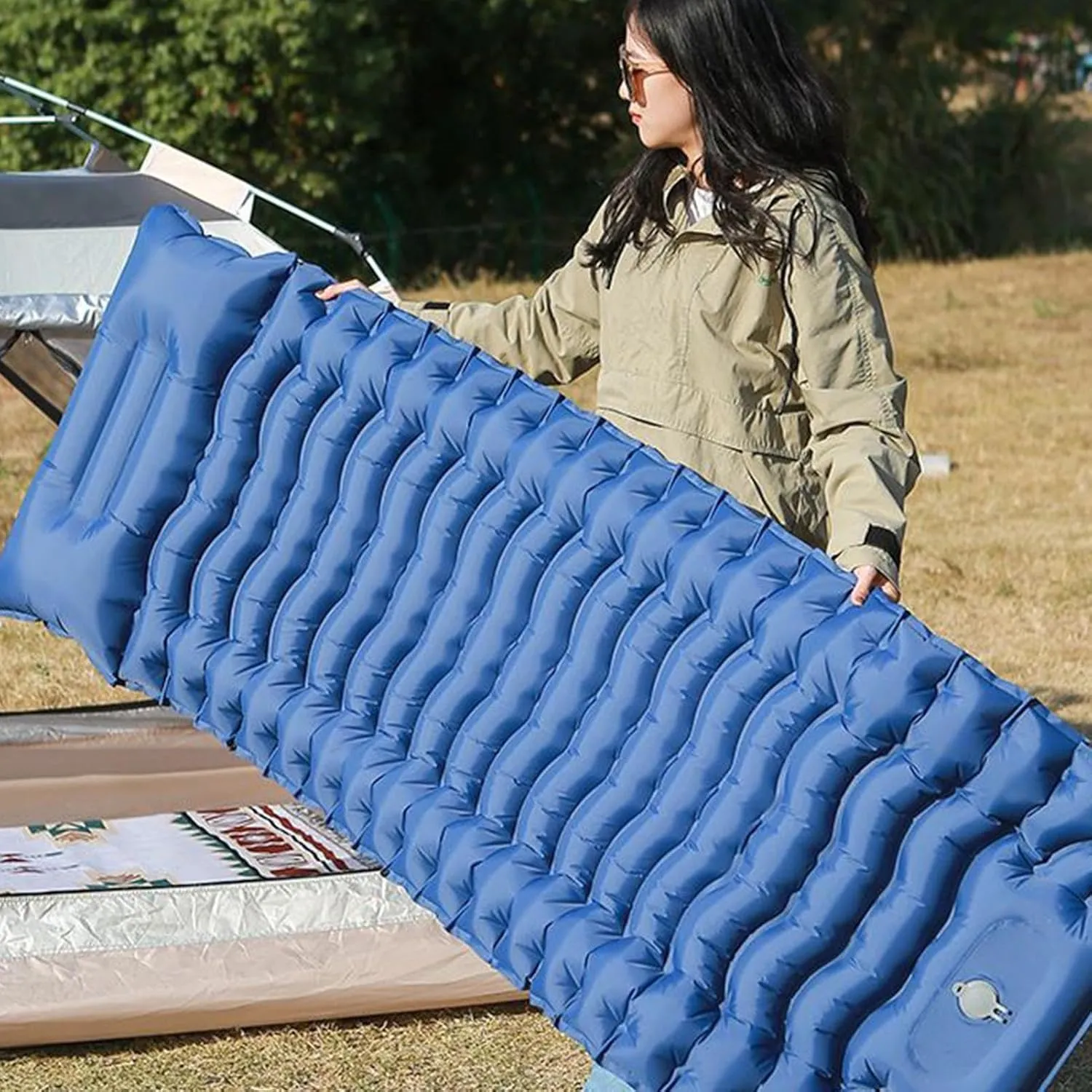 Camping Sleeping Pad - Ultra-Light Inflatable Camping Sleeping Pad | Tent Mattress for Campiing | Inflatable Sleeping Mattress | Built-in Foot Pump | Portable Air Bed Travel Supplies for Backpacking