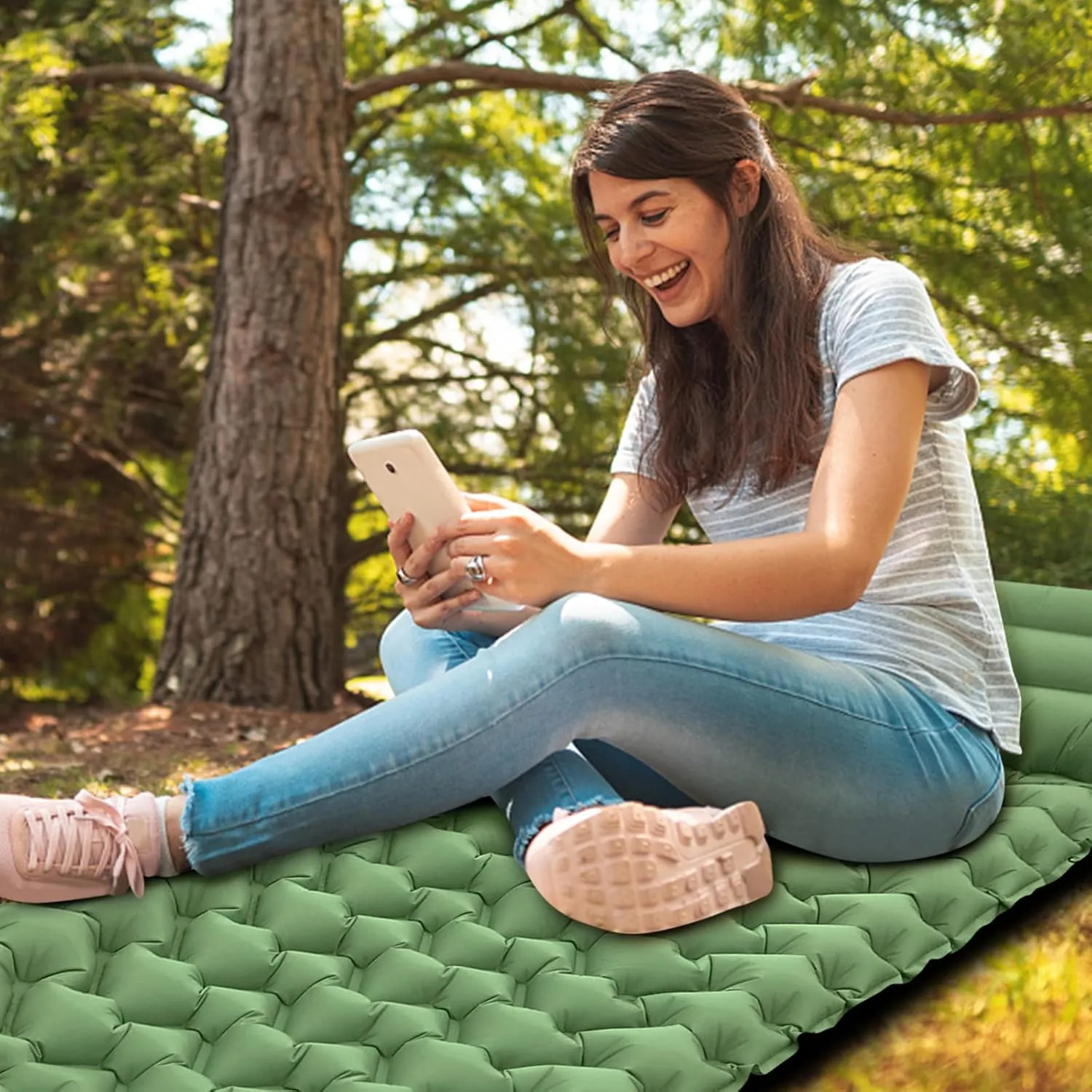 Ergocar Inflatable Sleeping Pad, Quick Inflation Outdoor Camping Air Mattress, Ultralight Inflatable Airbed, Portable & Folding Waterproof Camping Mattress for Backpacking, Hiking and Traveling
