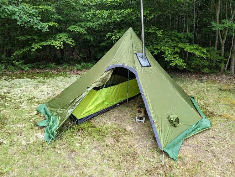 F8 Winter Shelter