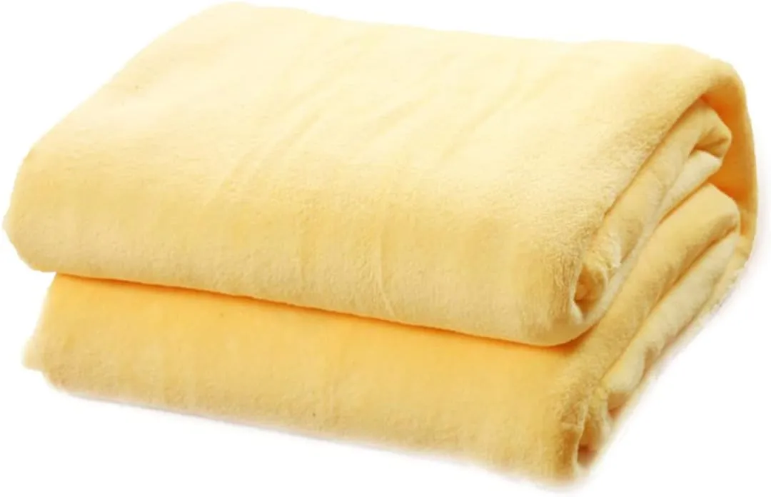 Happyyami Solid Color Flannel Fleece Blanket Lightweight Warm Bedding for Home Camping Backpacking Cozy Yellow Throw for All Seasons