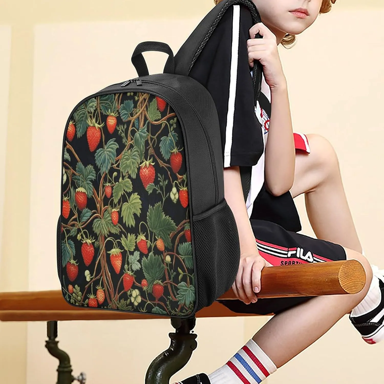 Lightweight Backpacks Cute Travel Bag Durable Strawberry Pattern Printing Small Travel Backpack For Women & Men