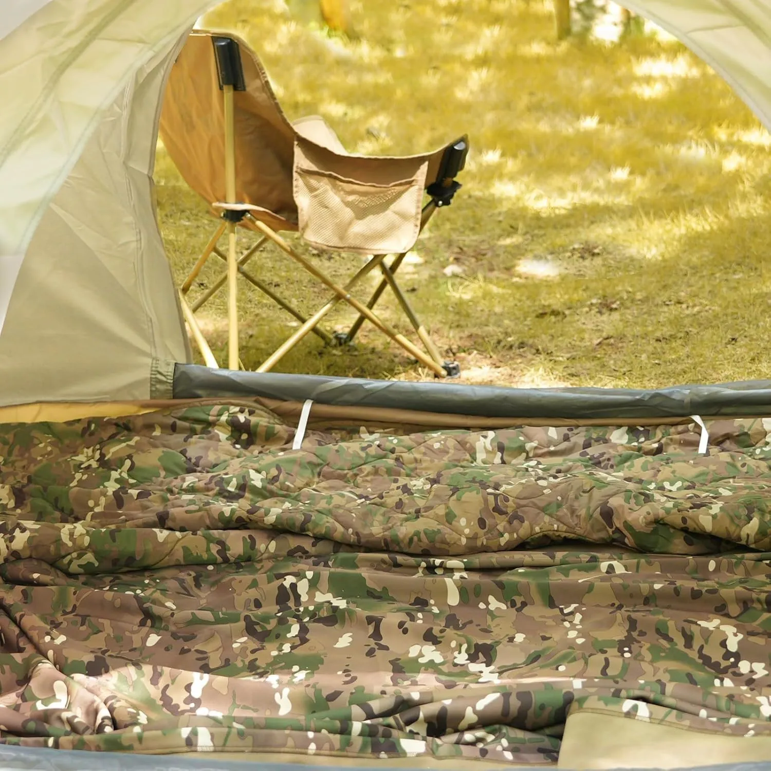 LOOGU Camo Blanket Waterproof Insulation Poncho Liner for Outdoor Camping, Hiking, Hunting, Survival, Backpacking, Picnicking