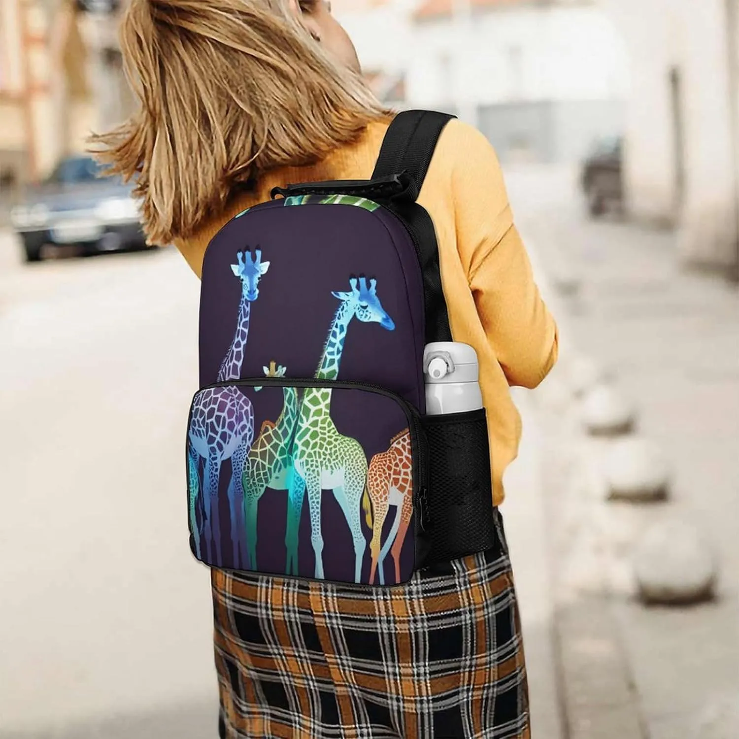 Men & Women Polyester Colorful Giraffe Art Backpack Large Capacity Bookbag With Smooth Zippers for Climbing Picnic Bicycle