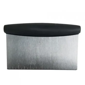 OXO PASTRY SCRAPER/CHOPPER