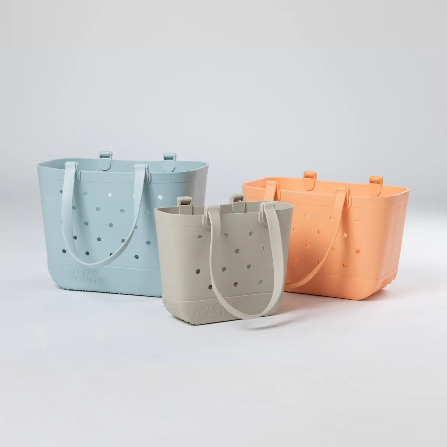 Simple Modern Extra-Large Beach Bag | Waterproof Getaway Rubber Tote with Zipper Pocket for Travel, Pool, Boat, Groceries, Sports | Malibu