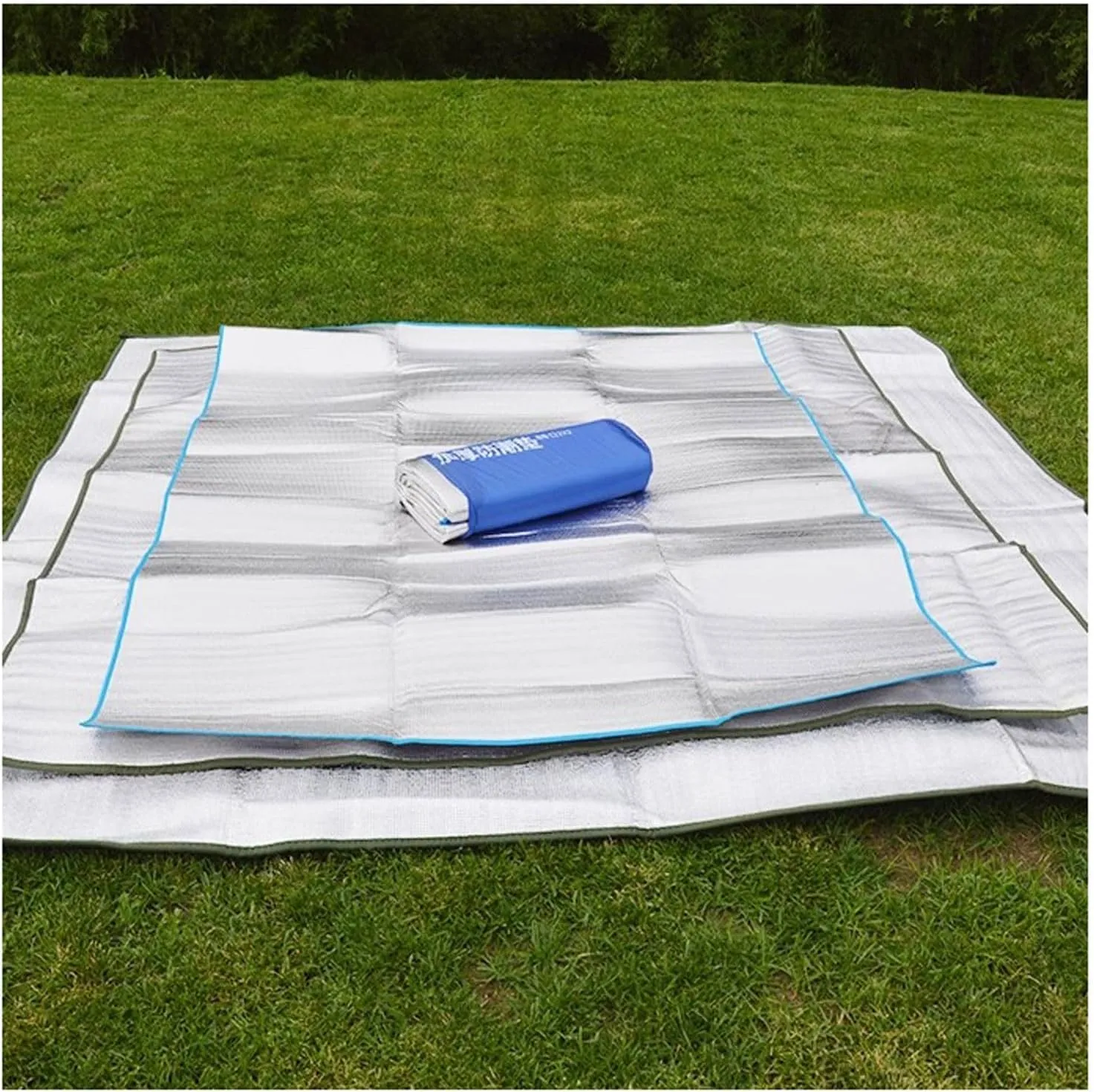Sleeping Mat Aluminium Camping Mat Floor Pad Picnic Foldable Foil Mat Thermal Blanket Tent Mat, Ground Mat for Traveling and Outdoor Activitie