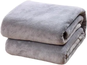 Solid Color Flannel Fleece Blanket Lightweight Extra Warm Bed Blanket for Home Camping Backpacking Cozy Grey