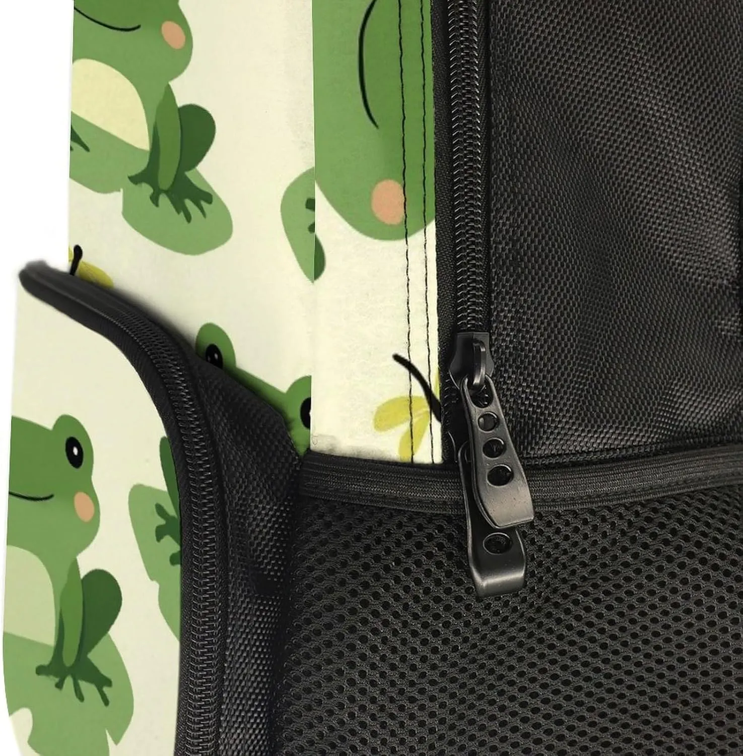 Supdreamc Cute Frog Animal Green Frogs Rucksacks Polyester Anti-Theft Multipurpose Carry On Bag Large Capacity Gym Outdoor Hiking Backpack With Smooth Zippers