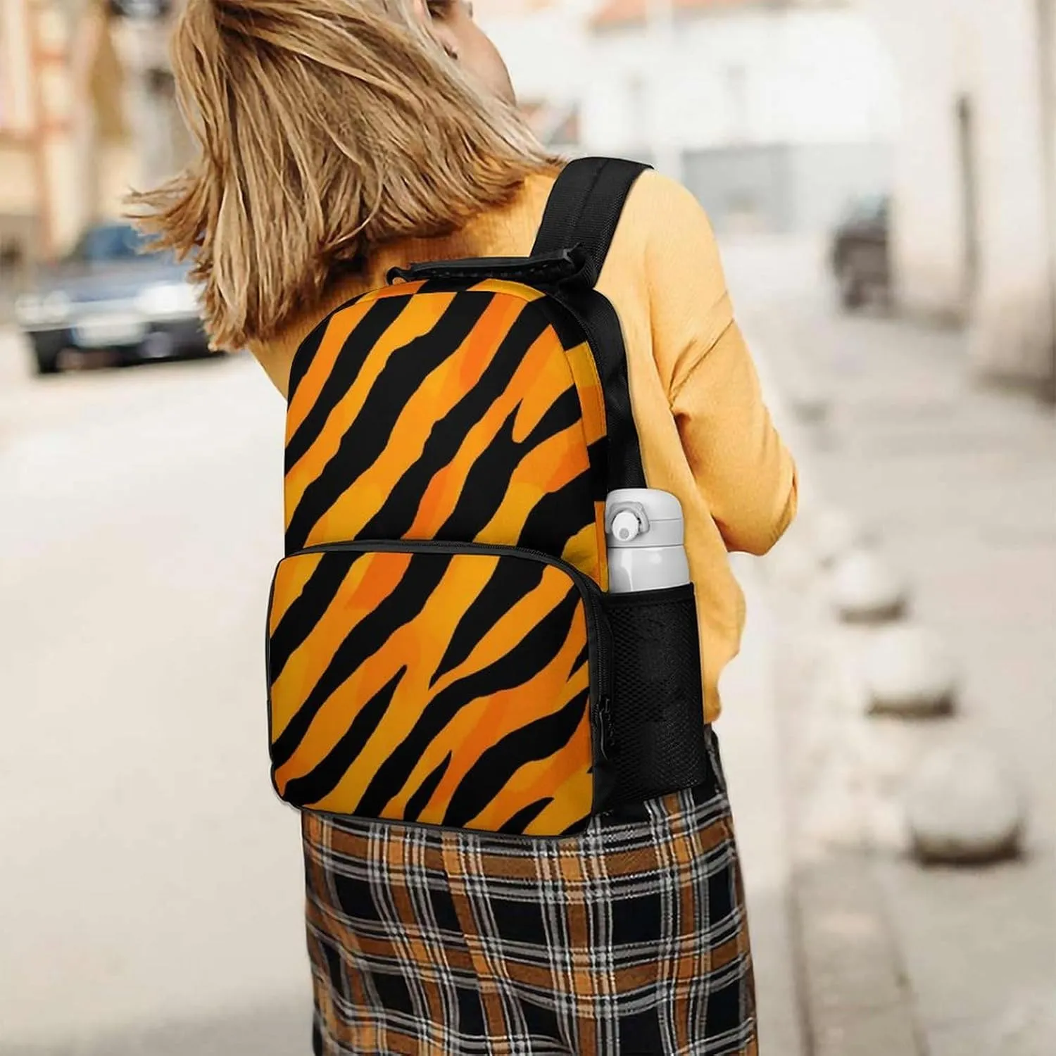 Supdreamc Men Women Polyester Cool Animal Print Tiger Stripes Daypack Big Capacity Shoulder Bag With Smooth Zippers for Hiking Work Walking Cycling