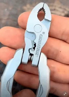 SWISS 9 IN 1 Mini Multifunctional Pliers Pocket EDC Multitool Keychain Screwdriver Outdoor Hiking Gear Small Bottle Opener