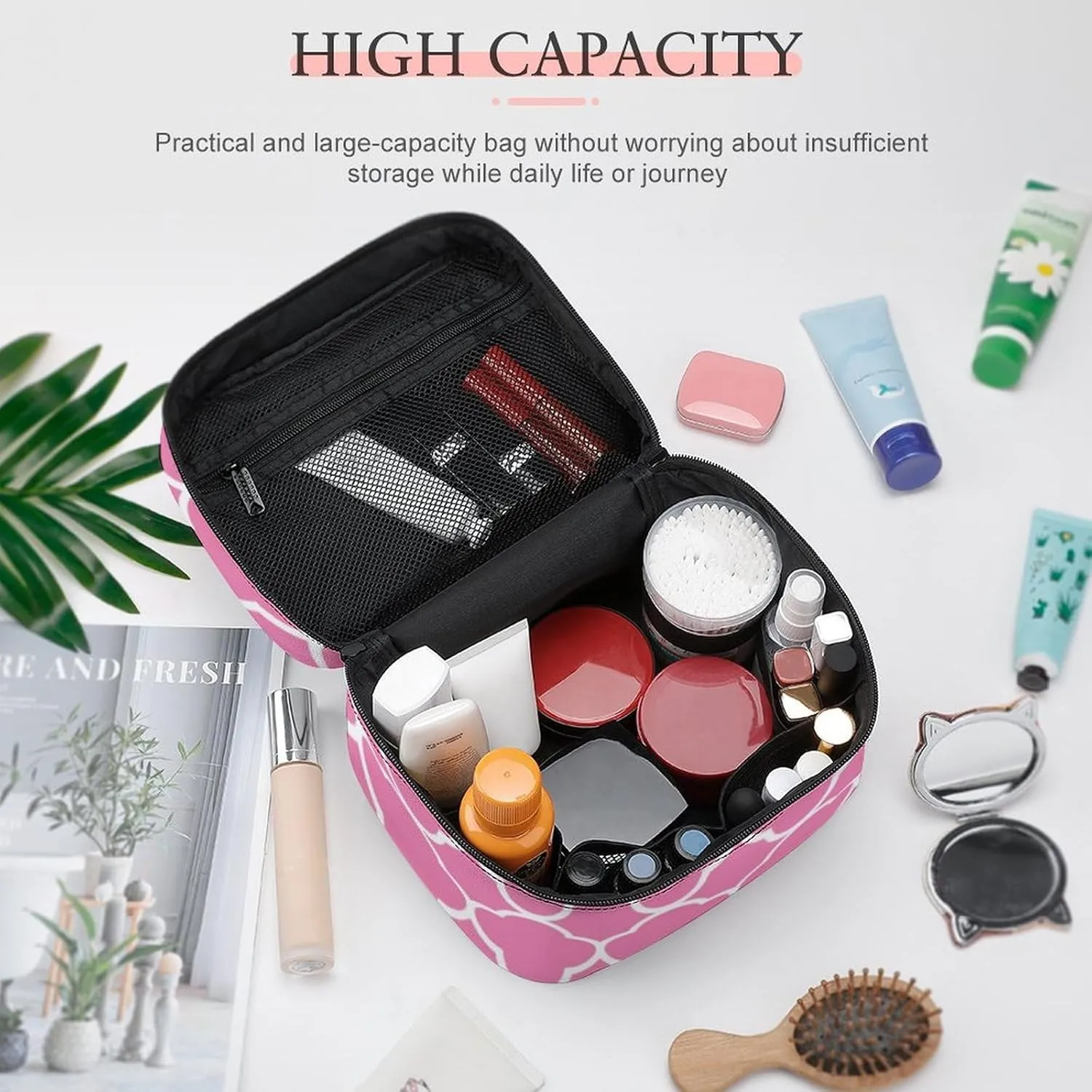 Travel Makeup Bag, Quatrefoil Pink White Cosmetic Bags for Women Large Capacity Waterproof Toiletry Bag Make up Organizer