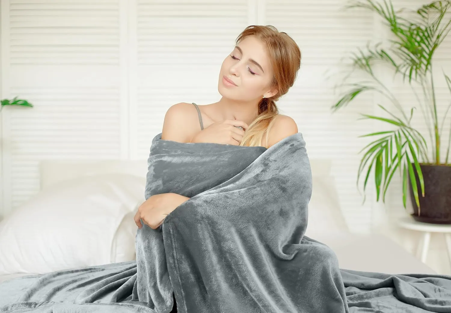 Utopia Bedding Fleece Blanket Full Size Ash Grey 300GSM Luxury Fuzzy Soft Anti-Static Microfiber Bed Blanket (90x84 Inch)