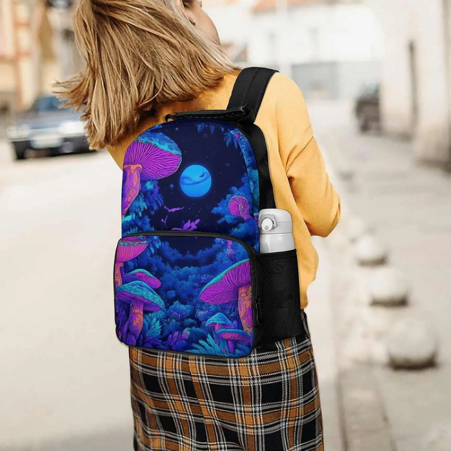 Women Men Polyester Magic Mushroom Mushrooms Scenery Casual Daypack Large Capacity Bookbag With Side Pockets for Sports Picnic Walking Cycling